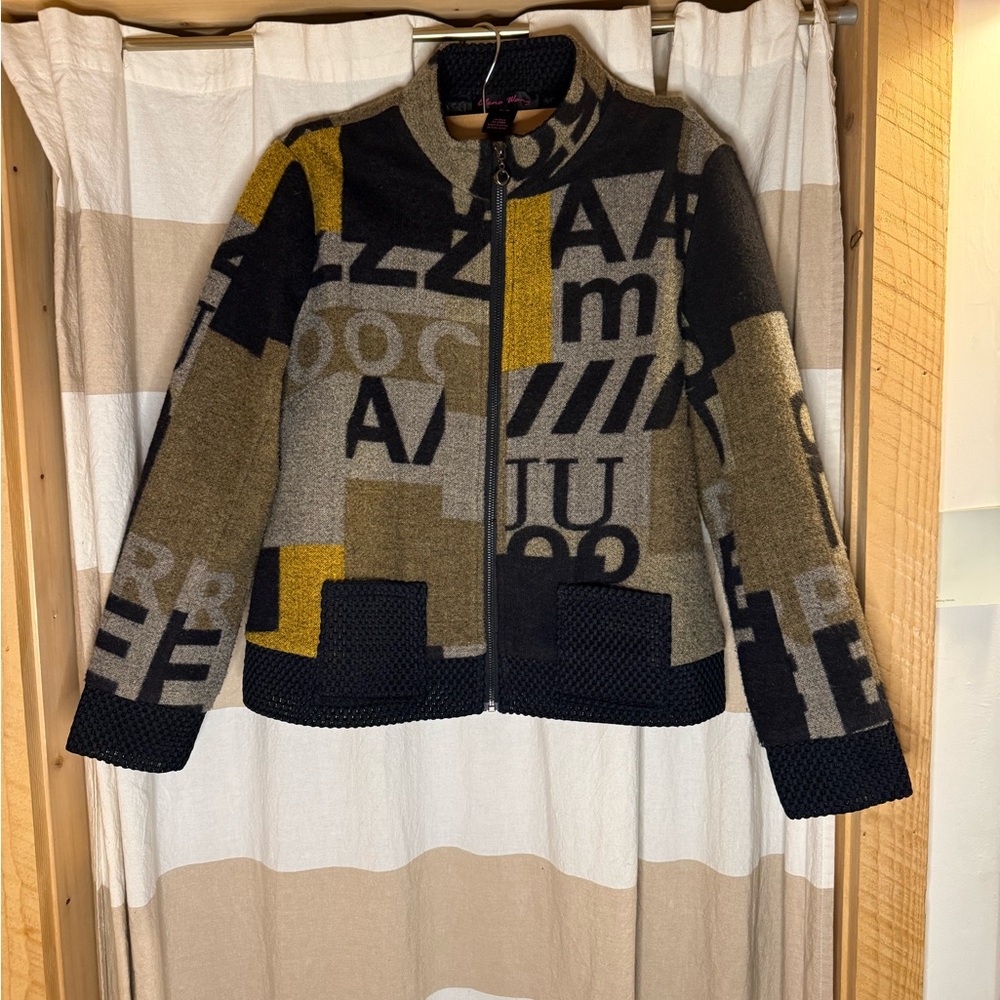 Graphic Patterned Zip-Up Jacket - image 1
